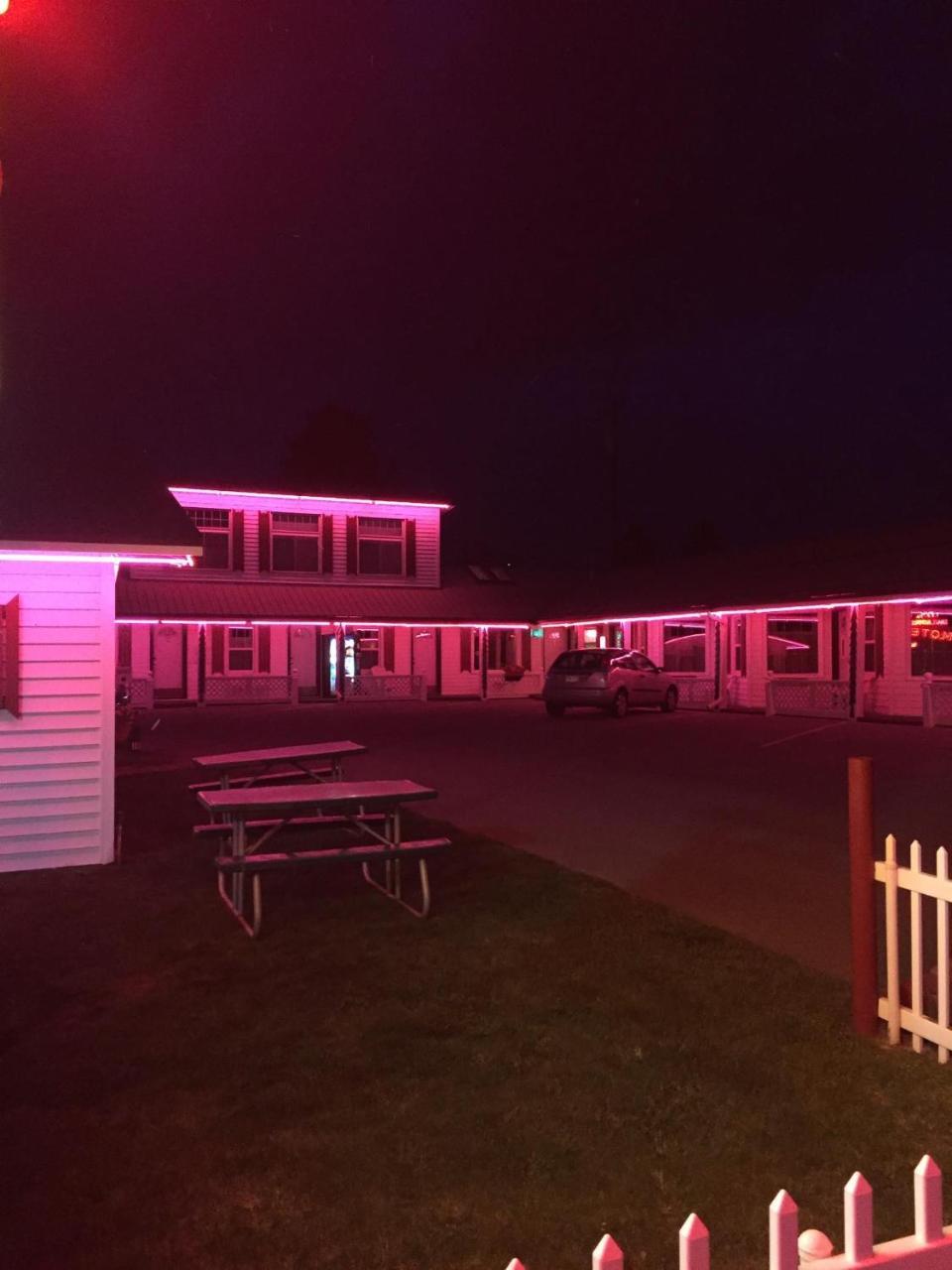 Trail Riders Motel Granby Exterior foto